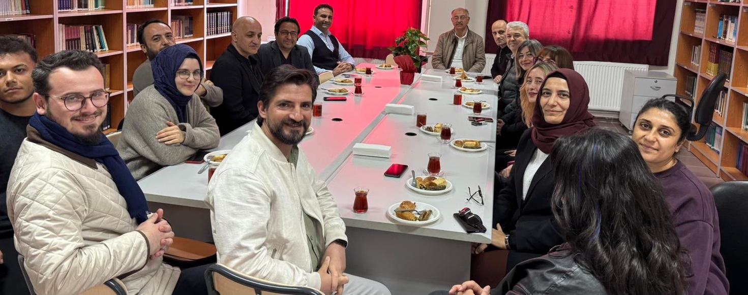Önceki Dekanımız Prof. Dr. Muhammet Hanefi Palabıyık’a veda programı düzenlendi